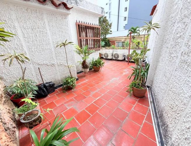Casa de 6 alcobas en venta en Cabecera Del Llano, Bucaramanga, 540 m² · foto 5 de 18