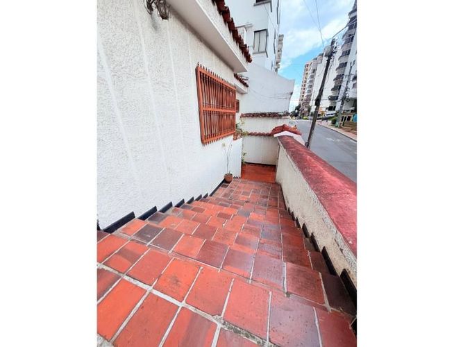 Casa de 6 alcobas en venta en Cabecera Del Llano, Bucaramanga, 540 m² · foto 6 de 18