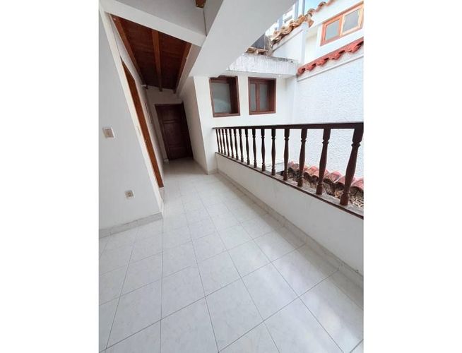 Casa de 6 alcobas en venta en Cabecera Del Llano, Bucaramanga, 540 m² · foto 8 de 18
