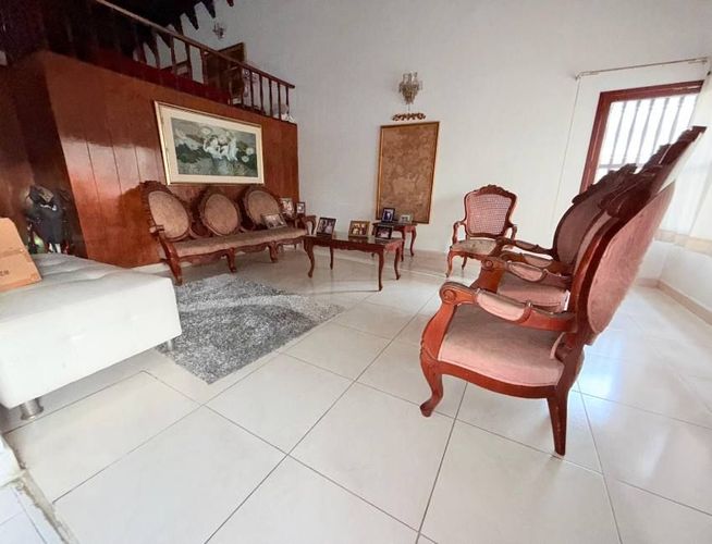 Casa de 6 alcobas en venta en Cabecera Del Llano, Bucaramanga, 540 m² · foto 17 de 18