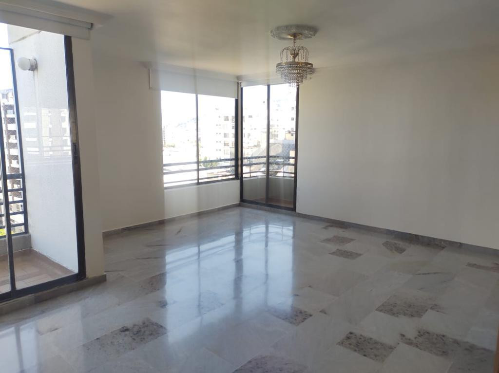 Apartamento en venta en Los Alpes, Pereira · foto 9 de 24