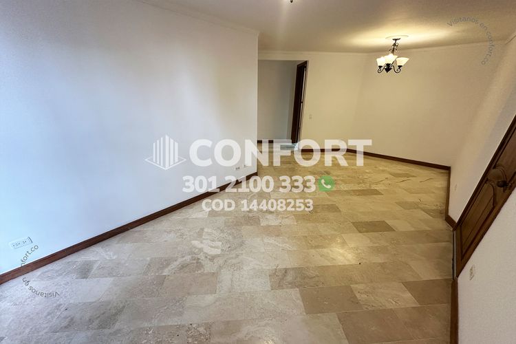 Apartamento de 3 alcobas en arriendo en Laureles, Medellín, 100 m² · foto 3 de 24