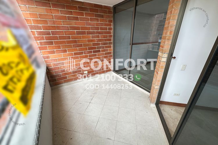 Apartamento de 3 alcobas en arriendo en Laureles, Medellín, 100 m² · foto 5 de 24