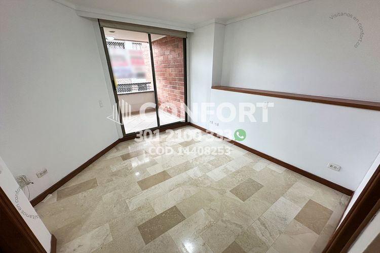 Apartamento de 3 alcobas en arriendo en Laureles, Medellín, 100 m² · foto 15 de 24