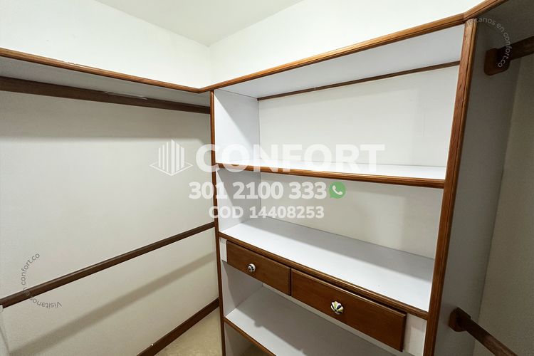 Apartamento de 3 alcobas en arriendo en Laureles, Medellín, 100 m² · foto 16 de 24