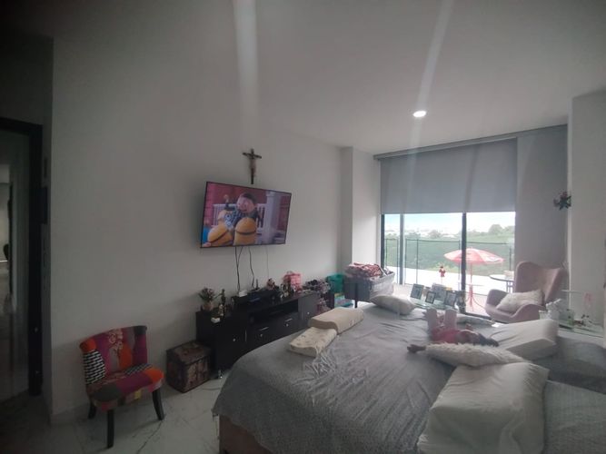 Casa de 4 alcobas en venta en Tribunas Corcega, Pereira, 340 m² · foto 11 de 21