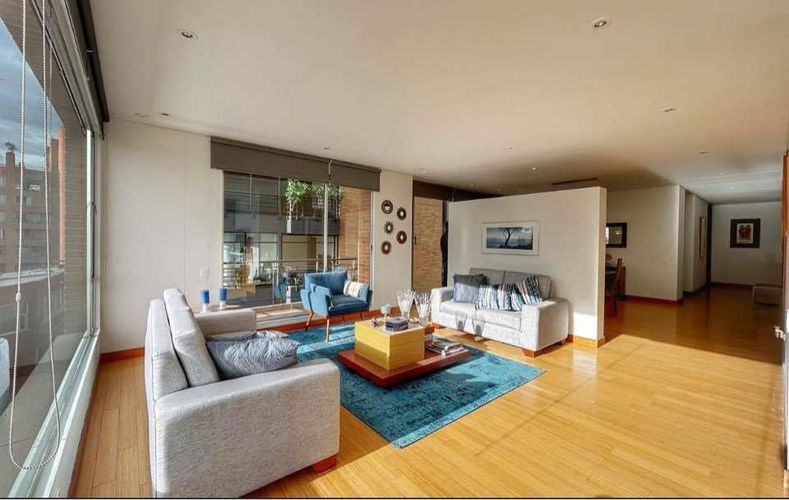 Apartamento en venta en El Refugio, Bogotá · foto 2 de 14