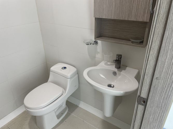 Consultorio en venta en Menzuly, Piedecuesta, 38 m² · foto 8 de 15