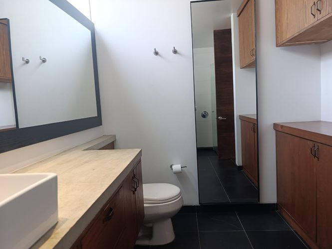 Apartamento de 3 alcobas en venta en El Poblado, Medellín, 170 m² · foto 18 de 20