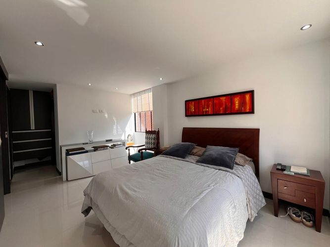 Apartamento de 2 alcobas en arriendo en El Poblado, Medellín, 78 m² · foto 12 de 17