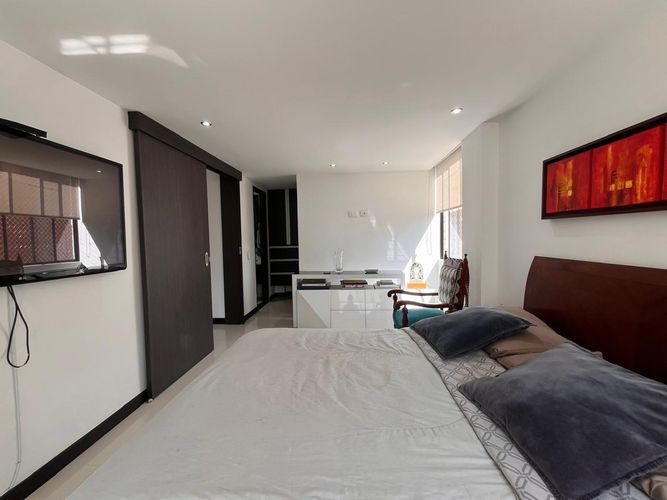 Apartamento de 2 alcobas en arriendo en El Poblado, Medellín, 78 m² · foto 13 de 17