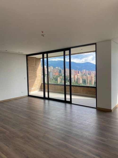 Apartamento de 2 alcobas en arriendo en San Lucas, Medellín, 143 m² · foto 4 de 21