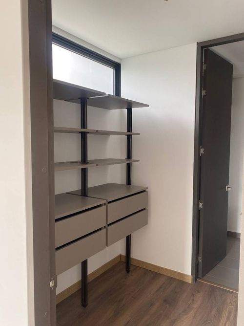 Apartamento de 2 alcobas en arriendo en San Lucas, Medellín, 143 m² · foto 6 de 21