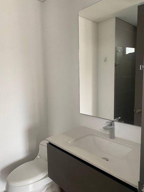 Apartamento de 2 alcobas en arriendo en San Lucas, Medellín, 143 m² · foto 7 de 21