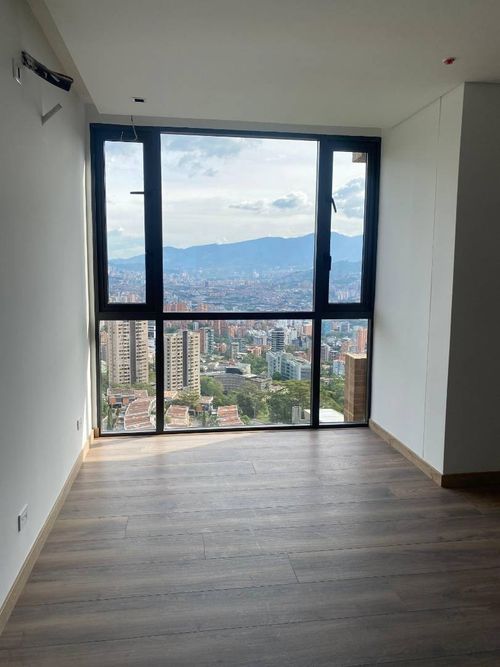 Apartamento de 2 alcobas en arriendo en San Lucas, Medellín, 143 m² · foto 11 de 21
