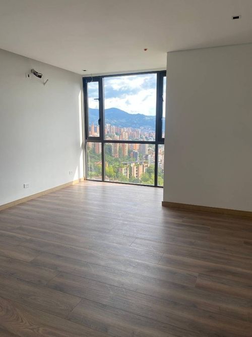 Apartamento de 2 alcobas en arriendo en San Lucas, Medellín, 143 m² · foto 15 de 21