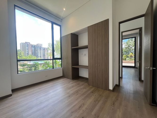Apartamento de 2 alcobas en arriendo en El Poblado, Medellín, 105 m² · foto 10 de 15