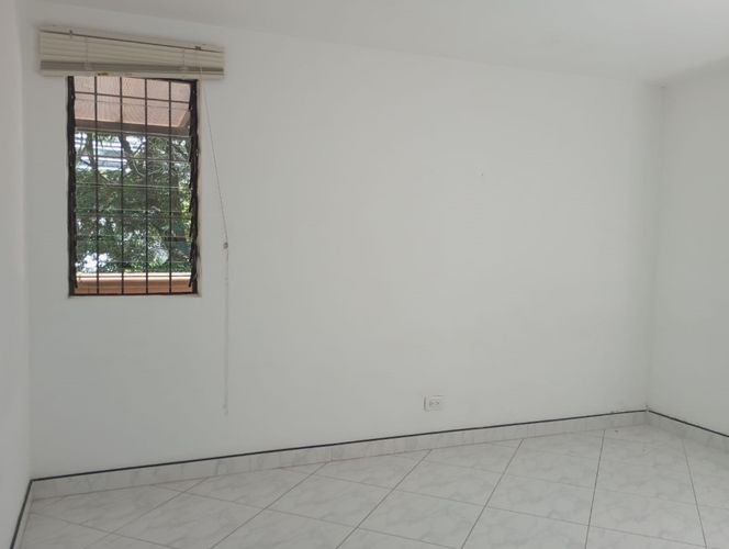 Apartamento de 3 alcobas en arriendo en El Poblado, Medellín, 98 m² · foto 9 de 11