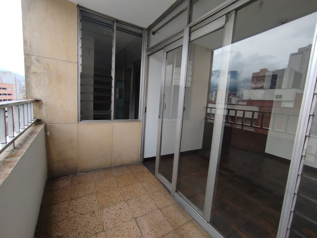 Apartamento en venta en La Candelaria, Medellín · foto 10 de 24
