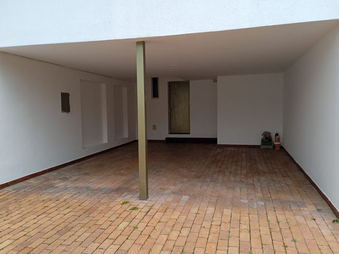 Casa de 5 alcobas en venta en Santa Ana Oriental, Bogotá, 427 m² · foto 6 de 24