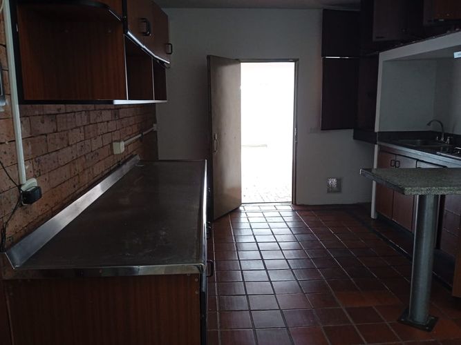 Casa de 5 alcobas en venta en Santa Ana Oriental, Bogotá, 427 m² · foto 9 de 24