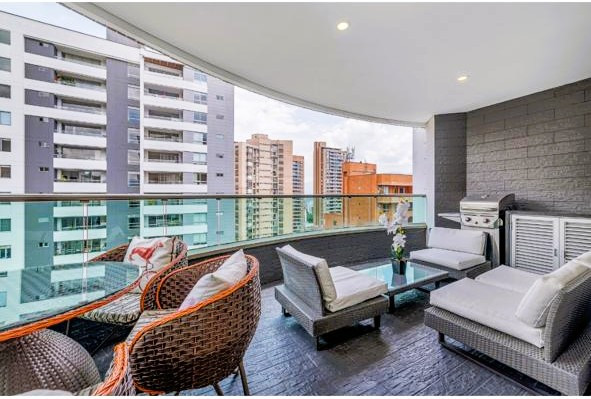 Apartamento en arriendo en El Poblado, Medellín · foto 10 de 16