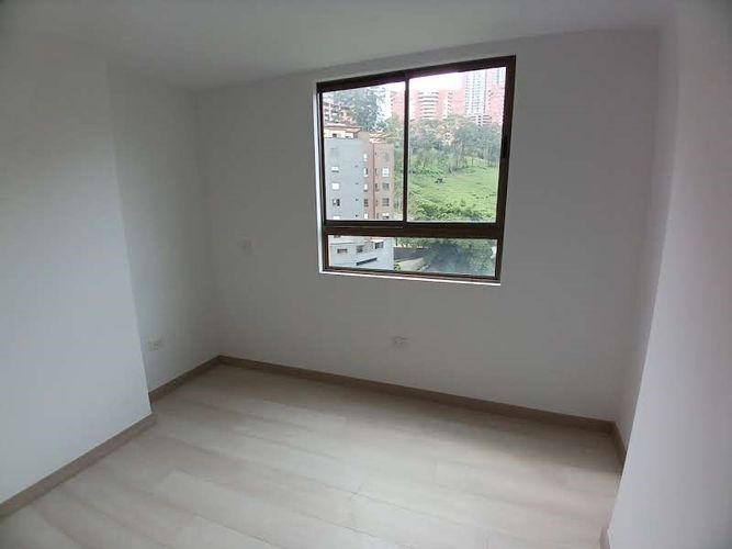 Apartamento de 3 alcobas en arriendo en El Carmelo Ii, Sabaneta, 70 m² · foto 15 de 21