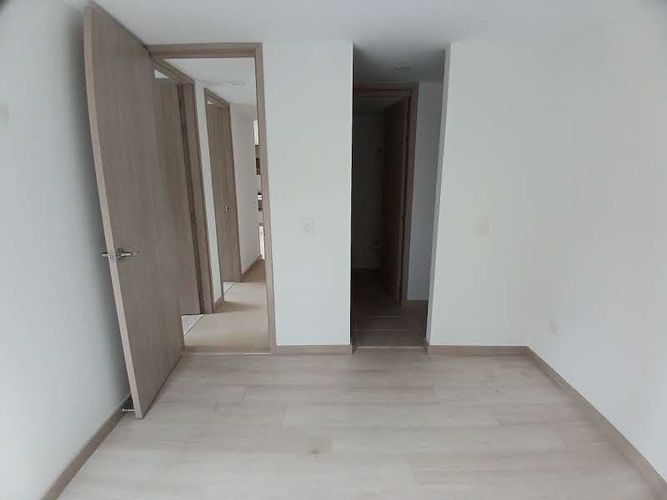Apartamento de 3 alcobas en arriendo en El Carmelo Ii, Sabaneta, 70 m² · foto 17 de 21