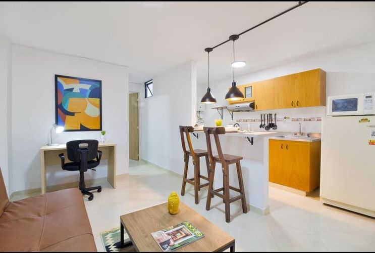 Edificio en venta en Laureles, Medellín, 50 m² · foto 8 de 9