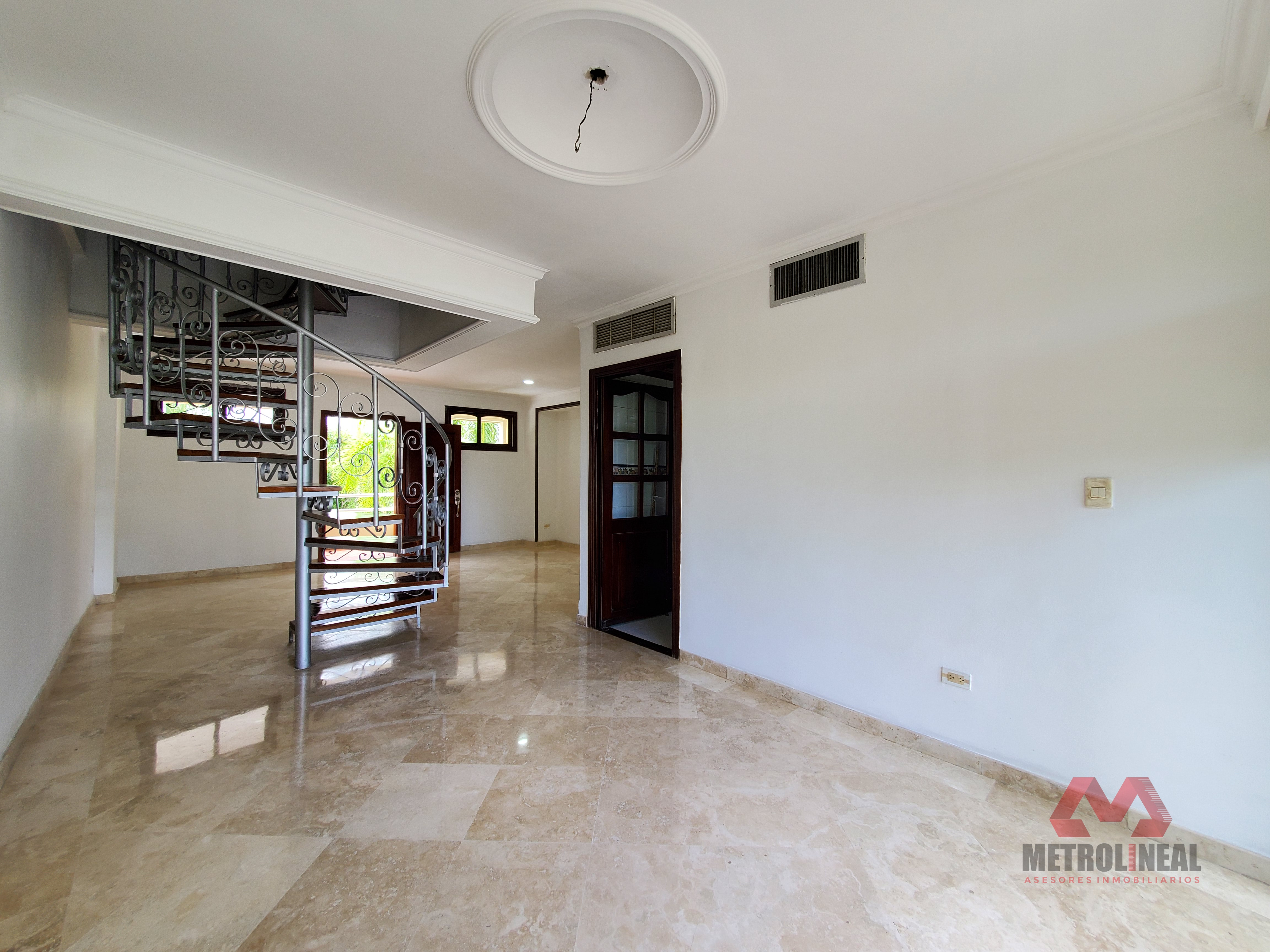 Apartamento en venta en Manga, Cartagena · foto 4 de 23
