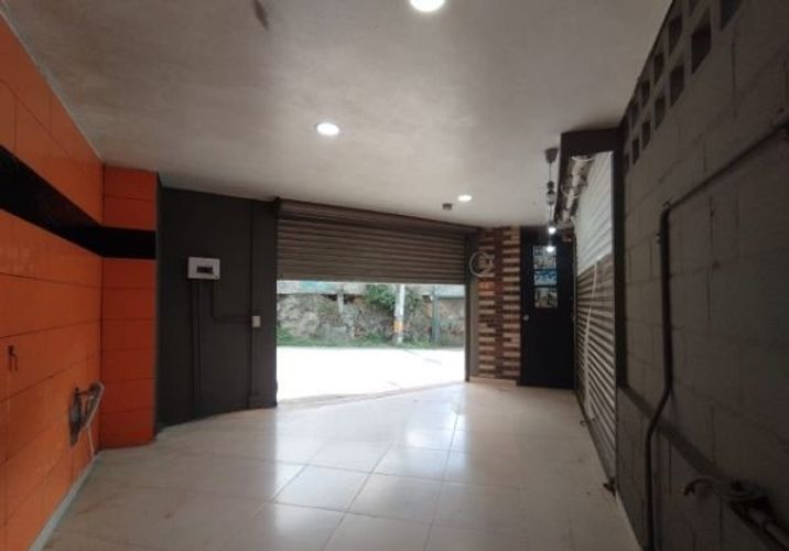 Local en arriendo en Camino Verde, Envigado, 30 m² · foto 5 de 12