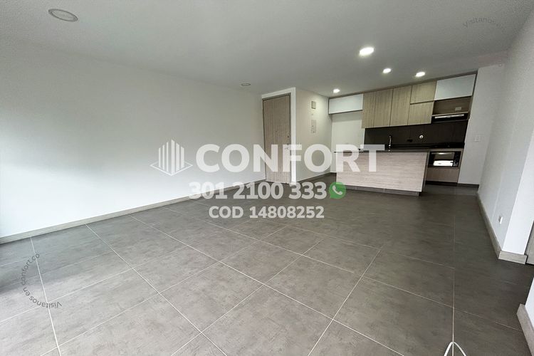 Apartamento de 3 alcobas en arriendo en Loma Del Escobero, Envigado, 115 m² · foto 2 de 24