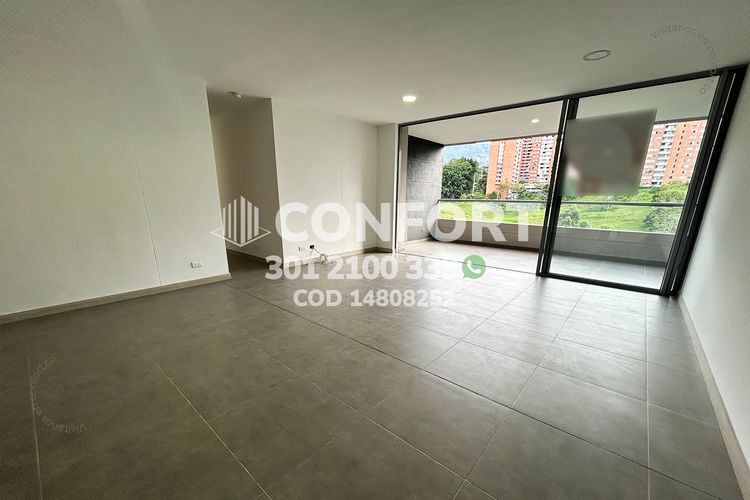 Apartamento de 3 alcobas en arriendo en Loma Del Escobero, Envigado, 115 m² · foto 3 de 24