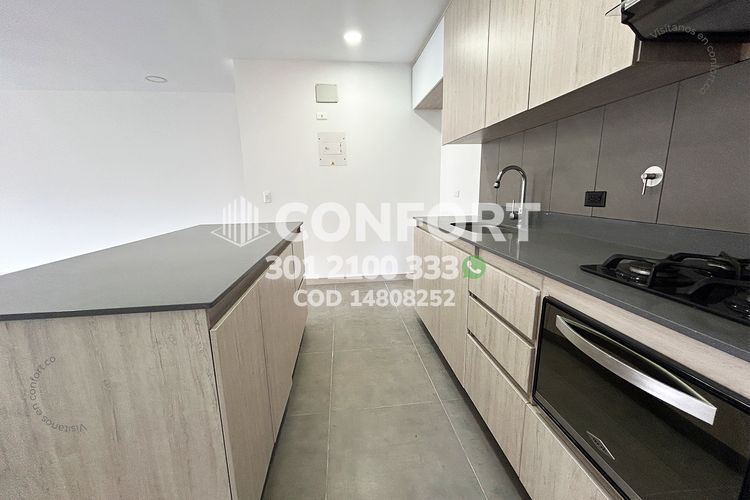 Apartamento de 3 alcobas en arriendo en Loma Del Escobero, Envigado, 115 m² · foto 10 de 24