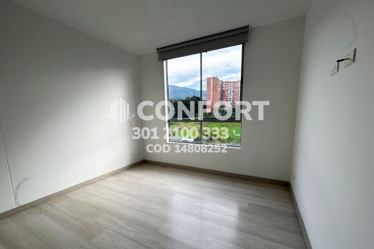 Apartamento de 3 alcobas en arriendo en Loma Del Escobero, Envigado, 115 m² · foto 20 de 24