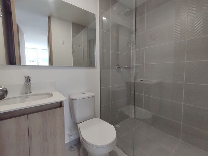 Apartamento de 2 alcobas en arriendo en Santa Fe, Medellín, 75 m² · foto 12 de 14
