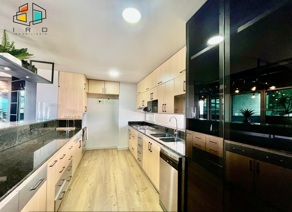 Apartamento en arriendo en Los Balsos No.2, Medellín · foto 14 de 24