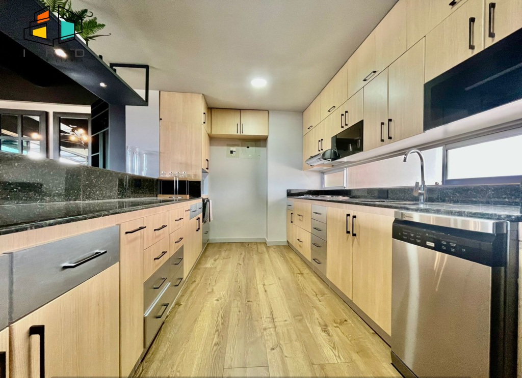 Apartamento en arriendo en Los Balsos No.2, Medellín · foto 15 de 24