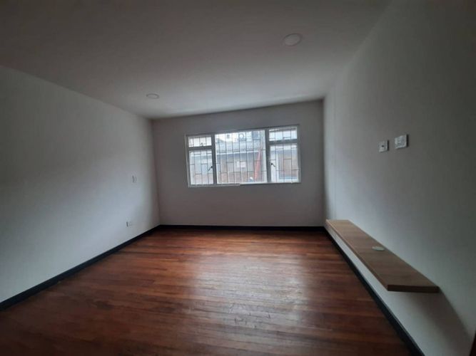 Apartamento de 3 alcobas en venta en Bellavista Occidental, Bogotá, 106 m² · foto 13 de 24