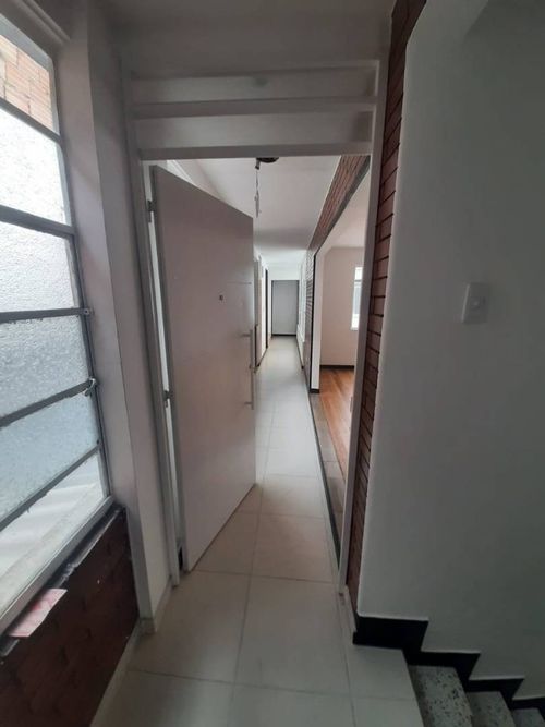 Apartamento de 3 alcobas en venta en Bellavista Occidental, Bogotá, 106 m² · foto 14 de 24