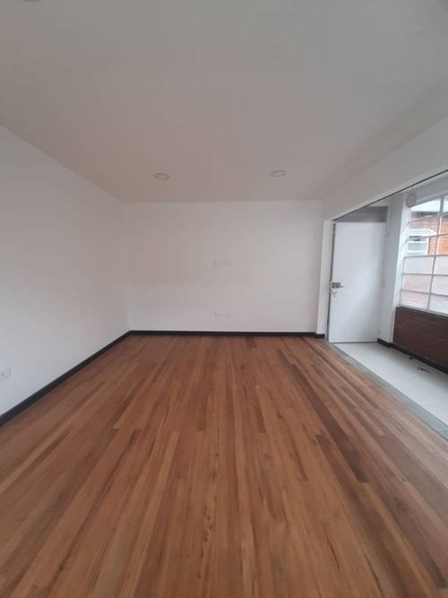 Apartamento de 3 alcobas en venta en Bellavista Occidental, Bogotá, 106 m² · foto 16 de 24