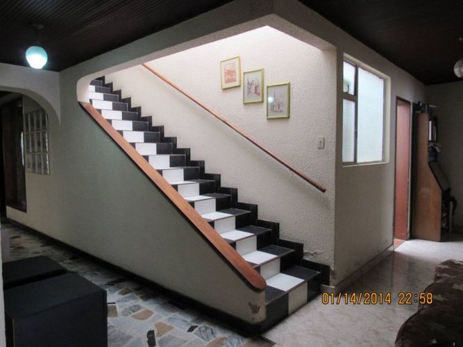Casa de 5 alcobas en venta en Niza Norte, Bogotá, 389 m² · foto 14 de 24