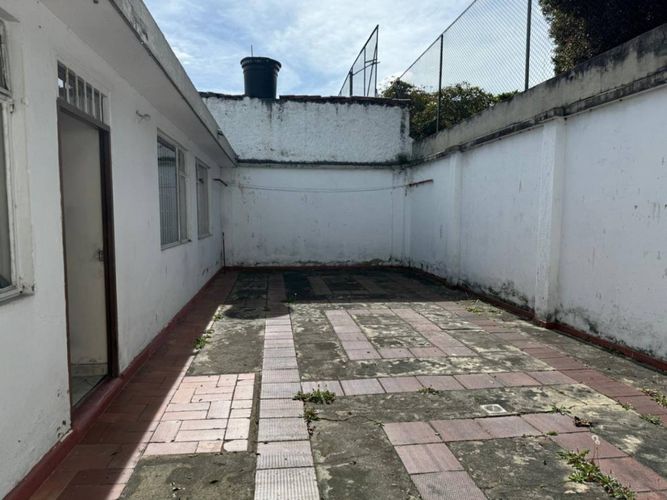 Casa de 5 alcobas en venta en Niza Norte, Bogotá, 389 m² · foto 23 de 24