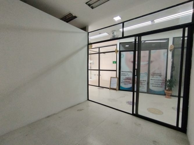 Local en arriendo en Monta�Ita, Copacabana, 9 m² · foto 6 de 8