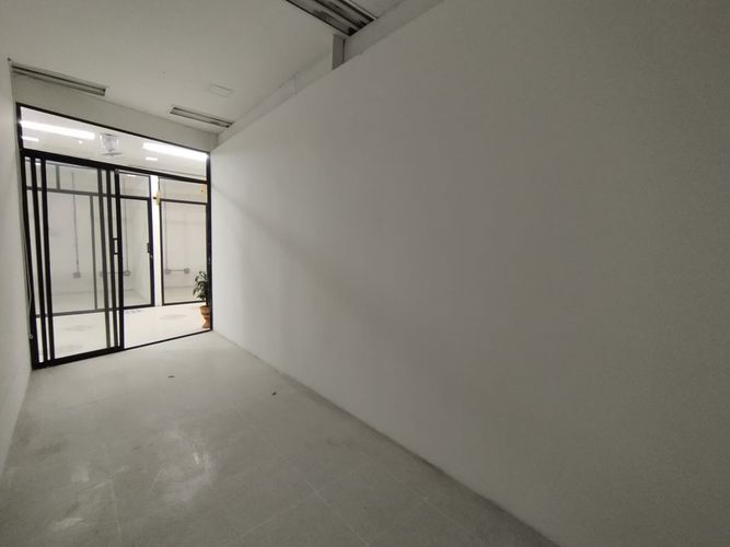 Local en arriendo en Simon Bolivar Sb (Centro), Copacabana, 15 m² · foto 8 de 9