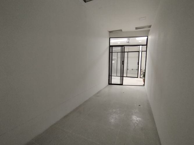 Local en arriendo en Simon Bolivar Sb (Centro), Copacabana, 15 m² · foto 9 de 9