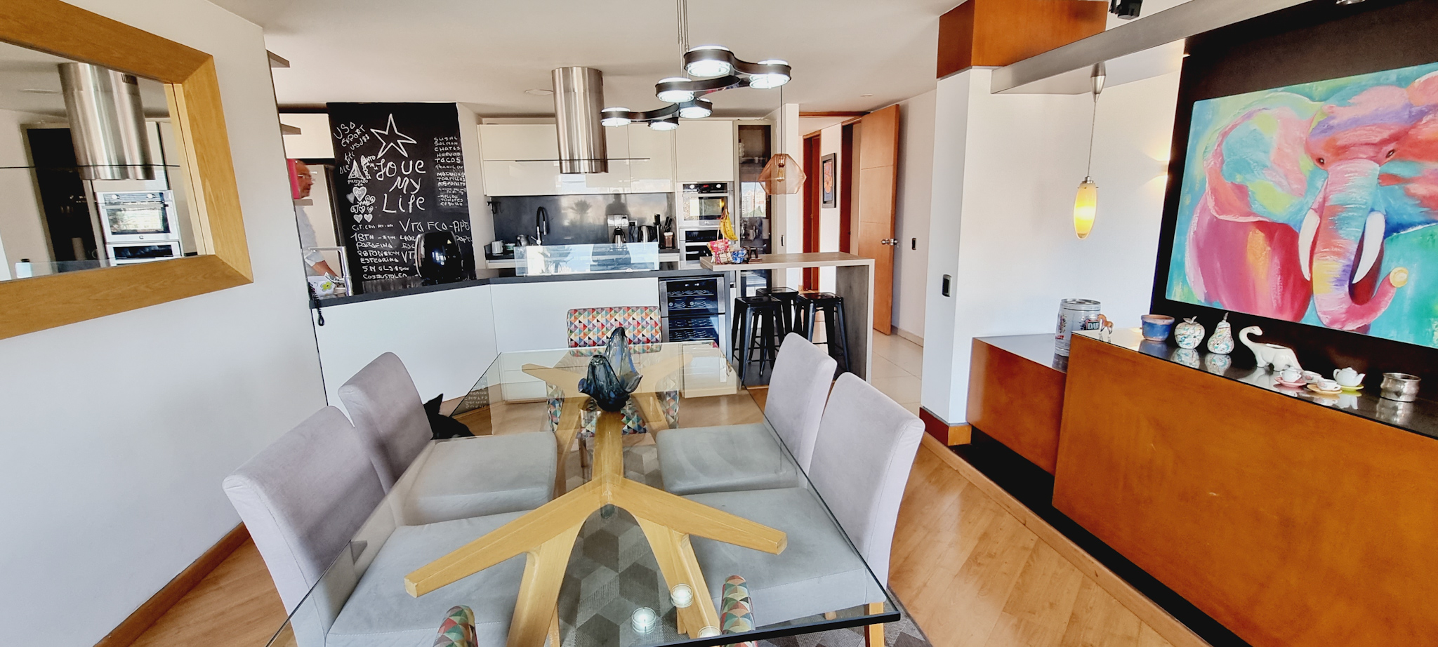 Apartamento en venta en Gratamira, Bogotá · foto 8 de 24