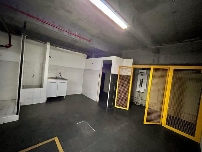 Local en venta en Jesus Nazareno, Medellín, 200 m² · foto 20 de 22