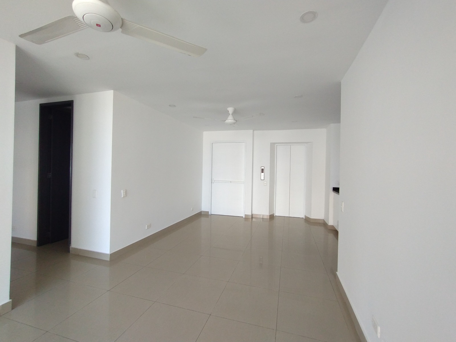 Apartamento en arriendo en El Castillo, Barranquilla · foto 4 de 20