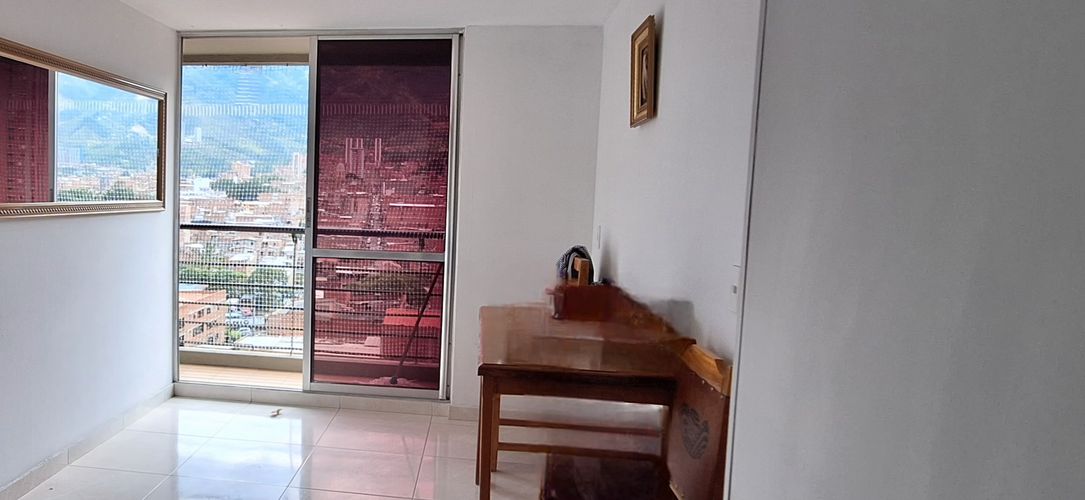 Apartamento de 3 alcobas en venta en Niquia, Bello, 70 m² · foto 2 de 22